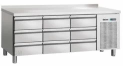 Bartscher Kühltisch M. 9 Schüben U. Aufkantung